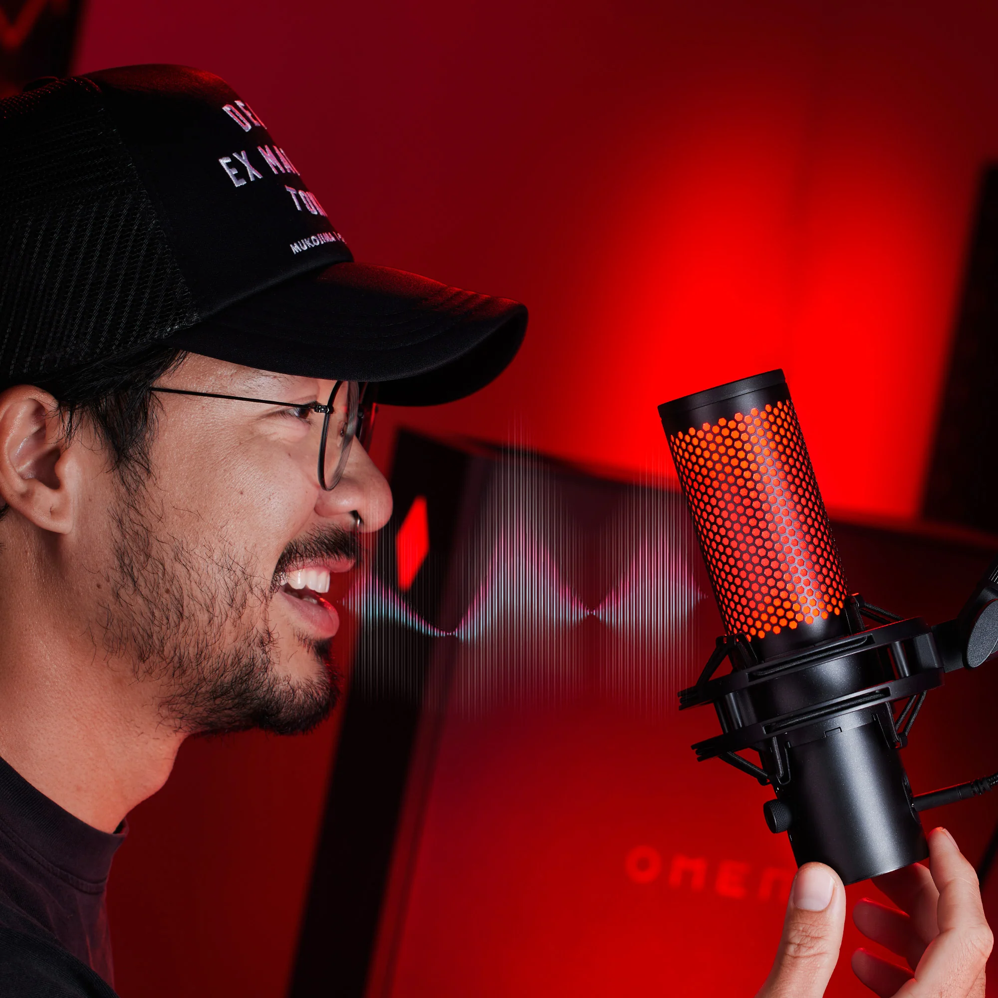 HyperX Bundle - Cloud Flight 2 Wireless Headset, QuadCast 2 Microphone - Image 7