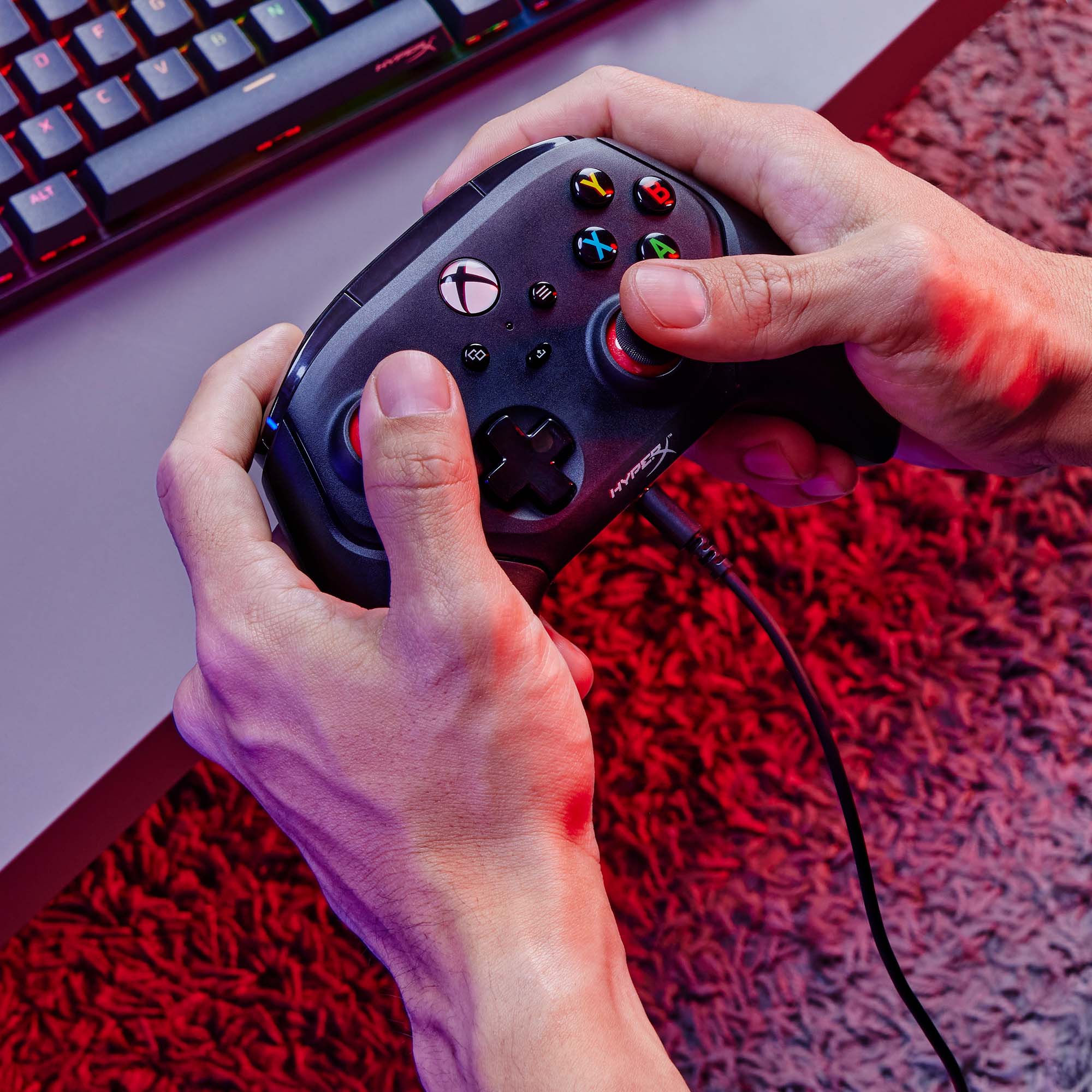 HyperX Xbox Bundle - CloudX Stinger 3 Wireless Headset, Clutch Gladiate Controller - Image 3